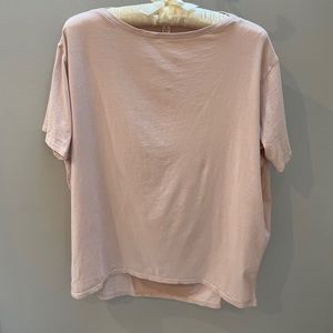 Lululemon pink tshirt